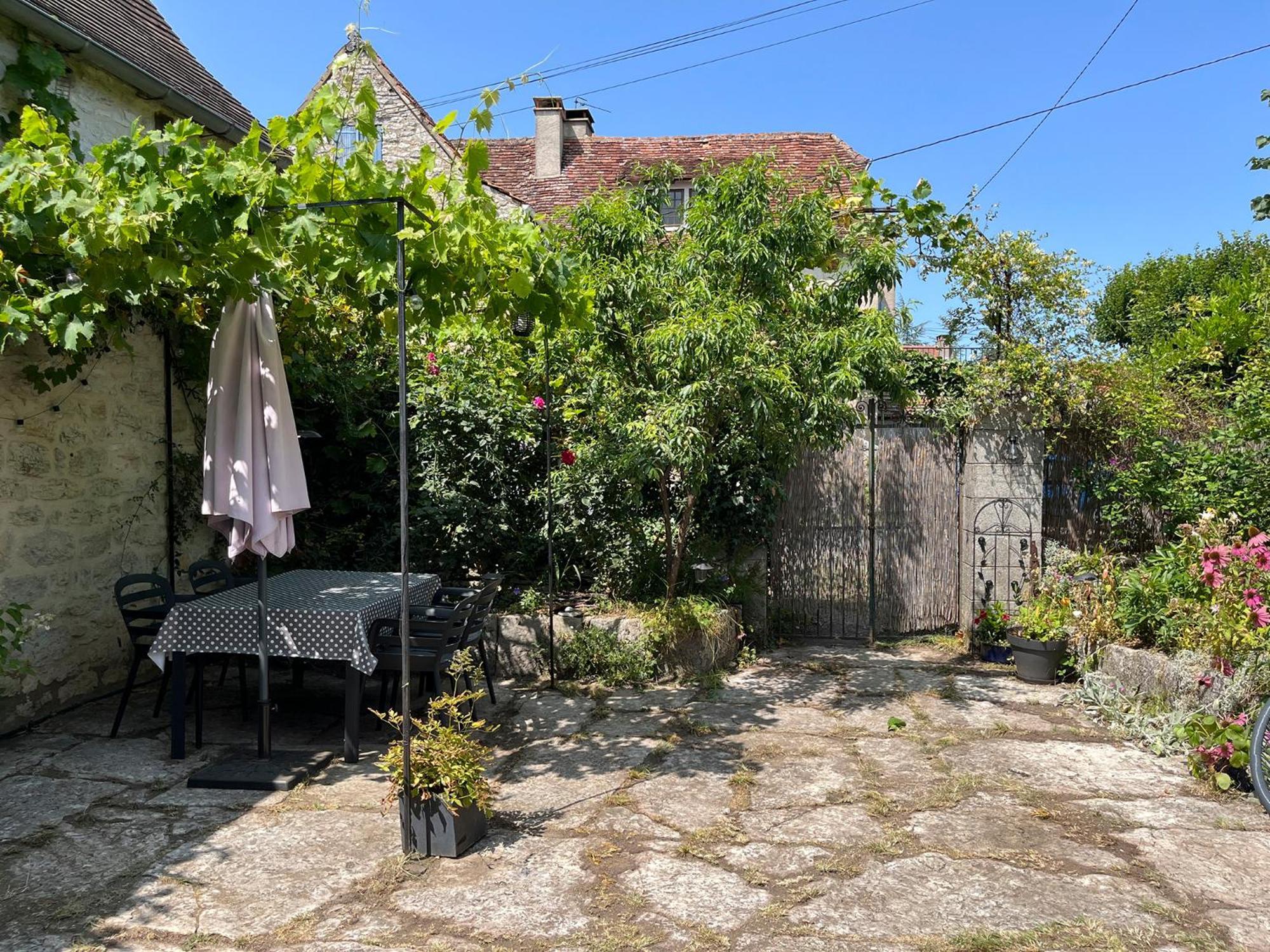 Charmante Maison De Village Senaillac-Lauzes Exterior photo